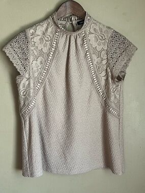 Cable & Gauge Lace Trim Sleeveless Top - Cream
